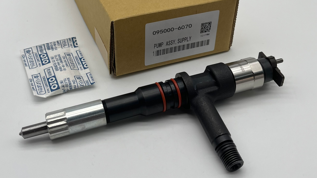 095000-6070 Fuel Injector